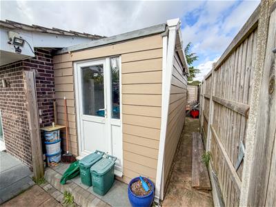 STORAGE SHED/GYM